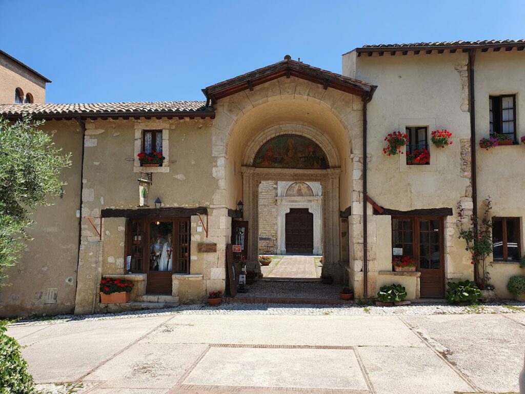 Farfa Abbey: A Benedictine Territorial Abbey in Italy 2 Farfa Abbey