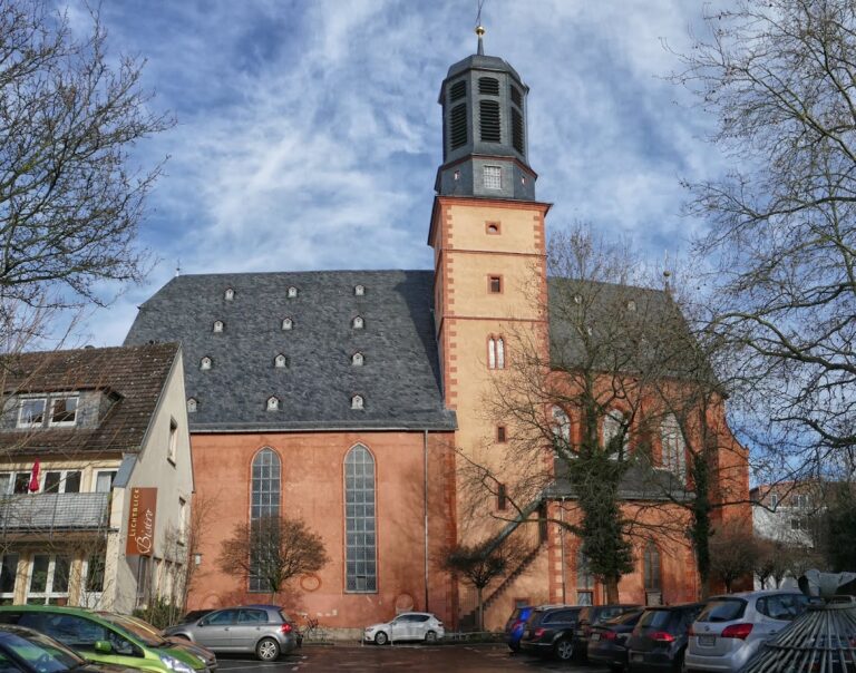 Marienkirche Hanau: Gothic Parish and Burial Church in Germany