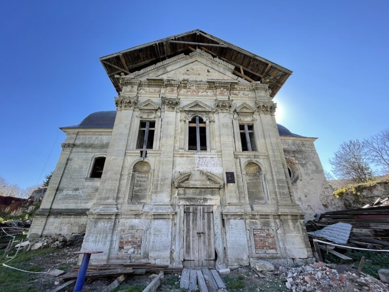 Church of Holy Trinity: The Sieniawski Family Mausoleum in Berezhany, Ukraine