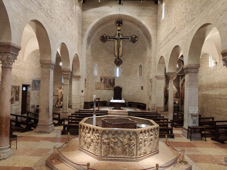San Giovanni in Fonte: Verona’s Romanesque Baptistery and Filial Church