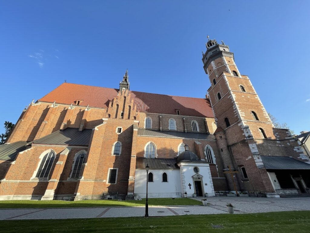 Corpus Christi Basilica: A Gothic Parish and Conventual Church in Kraków 4 Corpus Christi Basilica
