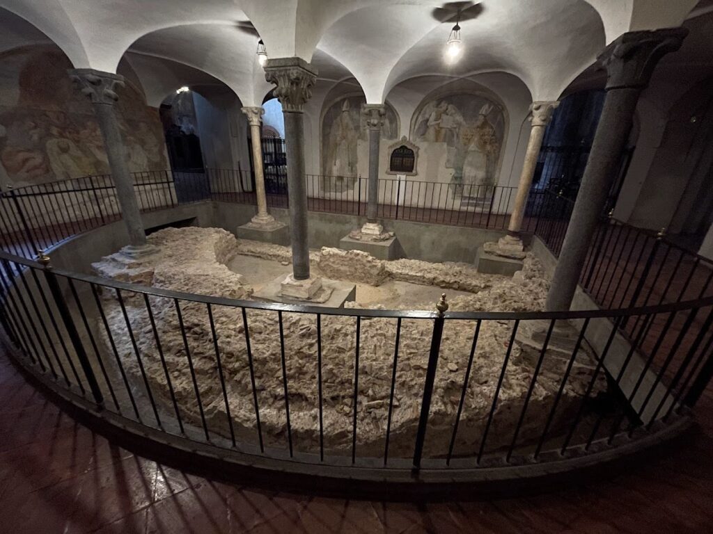 Basilica of Sant'Eustorgio: An Early Christian and Dominican Church in Milan 3 Basilica of Sant'Eustorgio