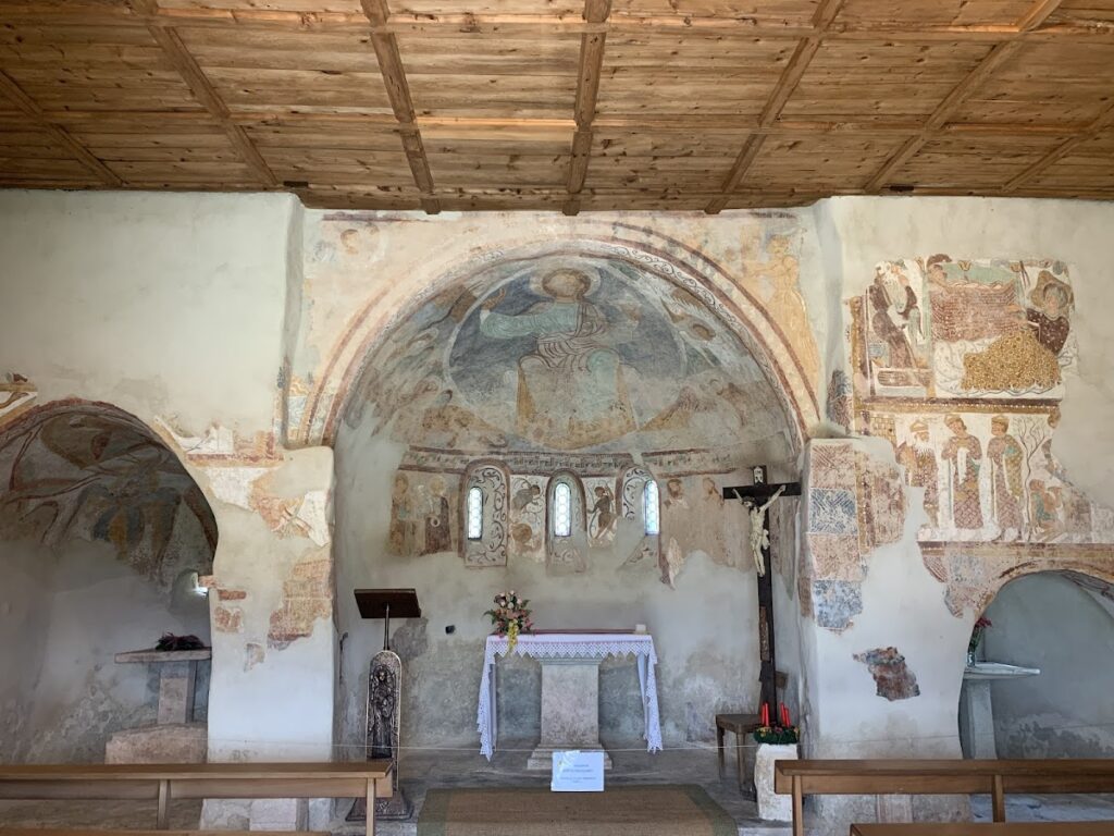 Saint Bartholomew Church: A Medieval Sanctuary and Farmstead Church in Romeno, Italy 1 Saint Bartholomew church