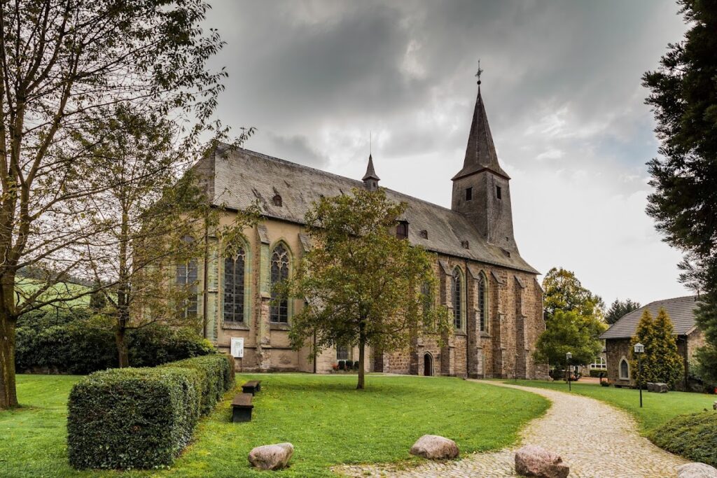 Oelinghausen Monastery: A Premonstratensian Foundation in Germany 3 Oelinghausen Monastery