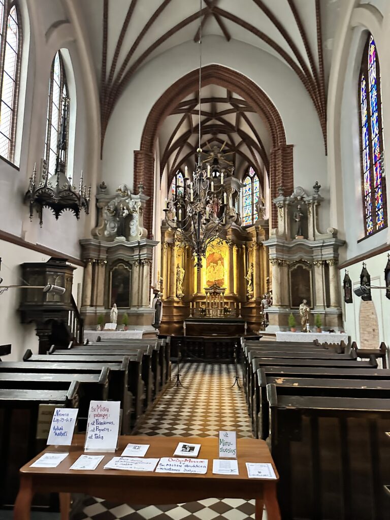 Church of St. Francis and St. Bernard: A Gothic Franciscan Church in Vilnius 4 Church of St. Francis and St. Bernard