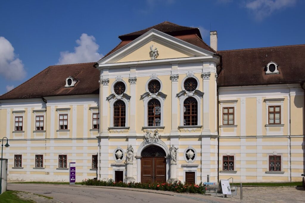 Geras Abbey: A Premonstratensian Monastery in Austria 1 Geras Abbey