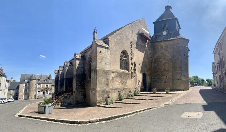 Église Saint-Saulge de Saint-Saulge: Benedictine Priory Church in Saint-Saulge, France