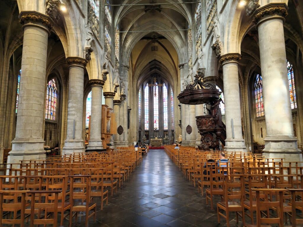 Church of Our Lady of Victories at the Sablon: A Brabantine Gothic Parish Church in Brussels 2 Church of Our Lady of Victories at the Sablon