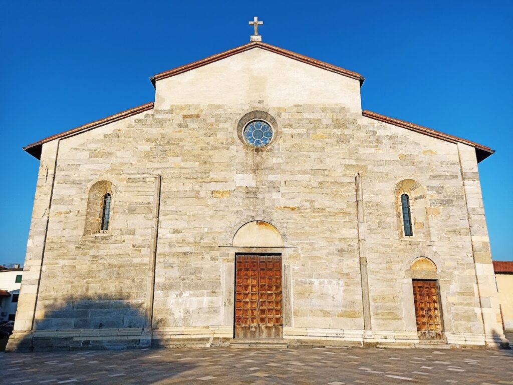 St. Peter and St. Paul's Church, Brebbia: A Lombard Romanesque Parish Church 1 St. Peter and St. Paul's Church, Brebbia