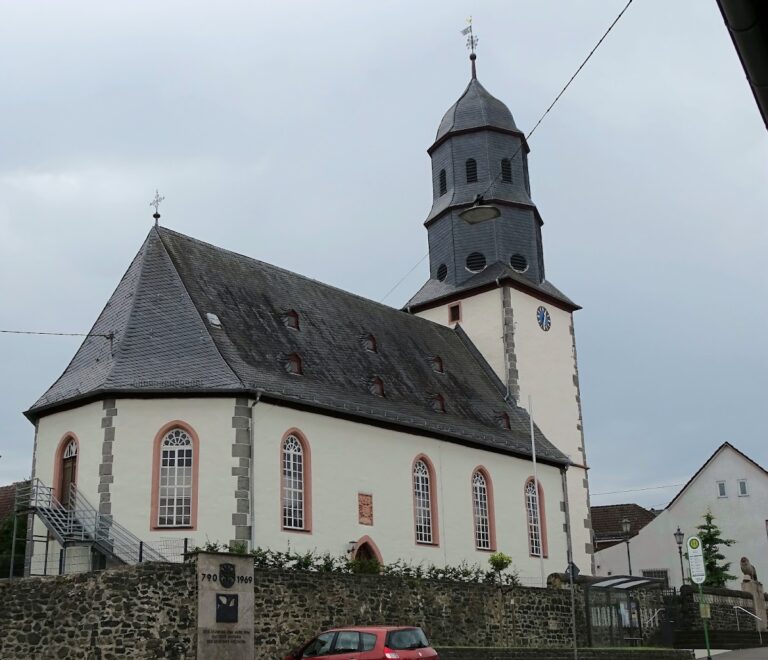 Reformed Church Holzheim: A Historic Protestant Church in Pohlheim, Germany