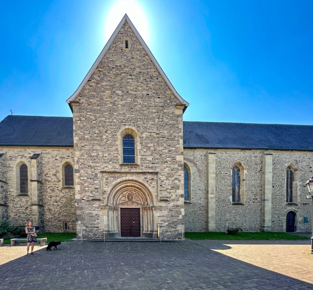 St. Felizitas (Vreden): A Former Women’s Collegiate Church in Germany 1 St. Felizitas (Vreden)
