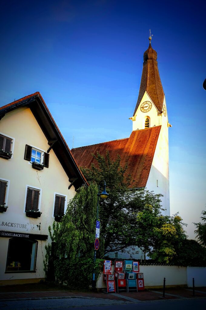 Alte Heilig-Geist-Kirche: Former Parish Church of Pullach im Isartal 2 Alte Heilig-Geist-Kirche