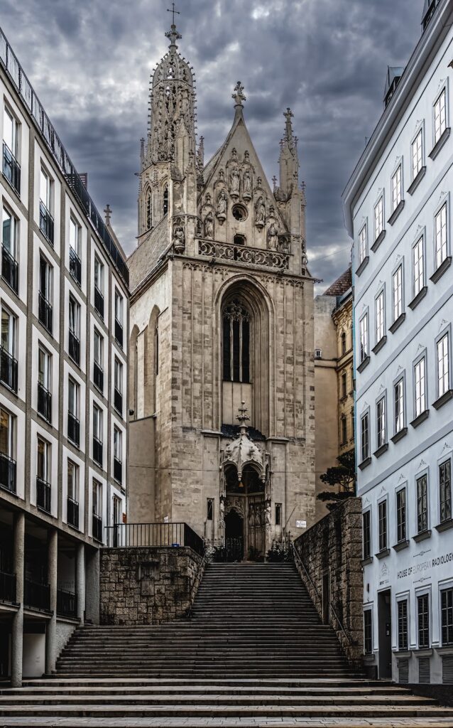 Maria am Gestade: A Gothic Roman Catholic Church in Vienna 1 Maria am Gestade