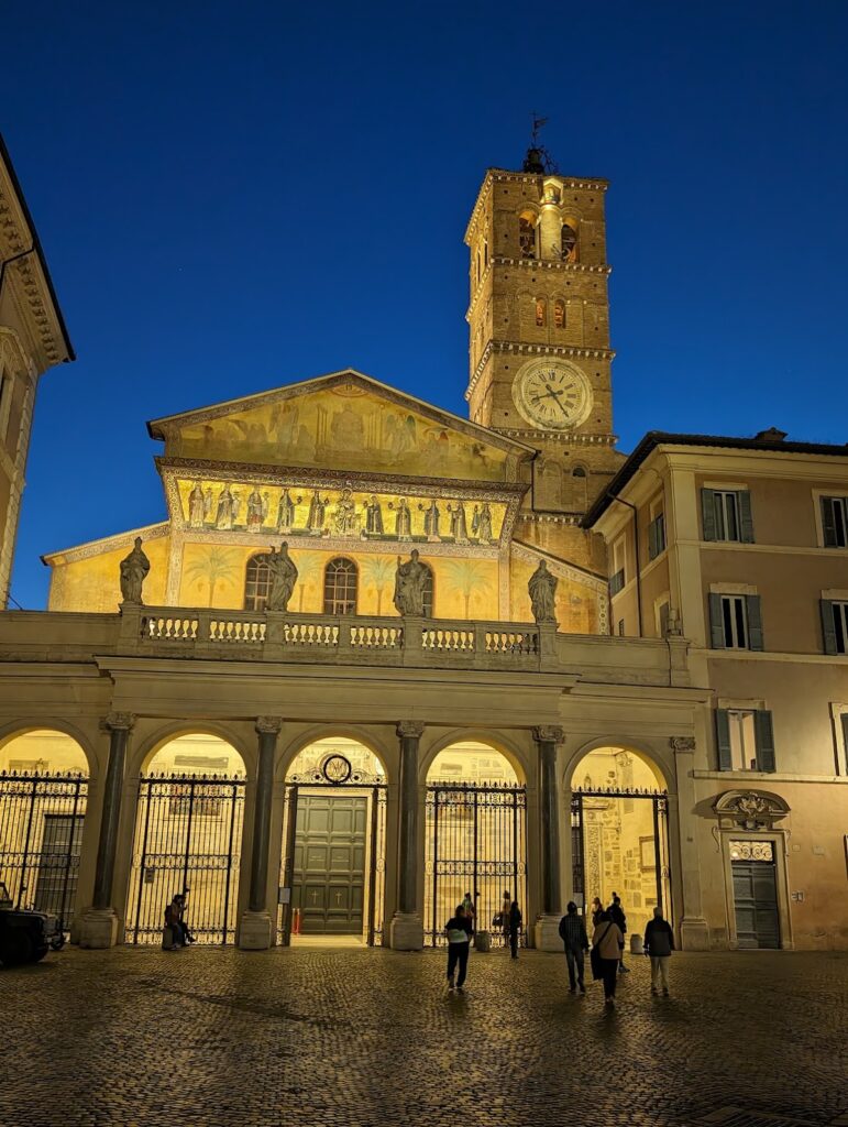 Santa Maria in Trastevere: A Medieval Basilica and Cardinal Titular Church in Rome 1 Santa Maria in Trastevere
