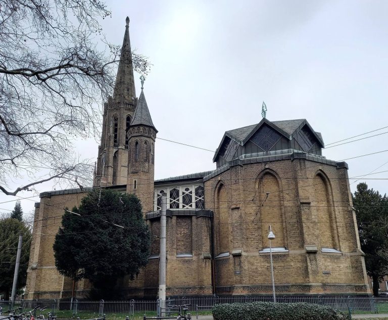 St. Mauritius: A Roman Catholic Parish Church in Cologne