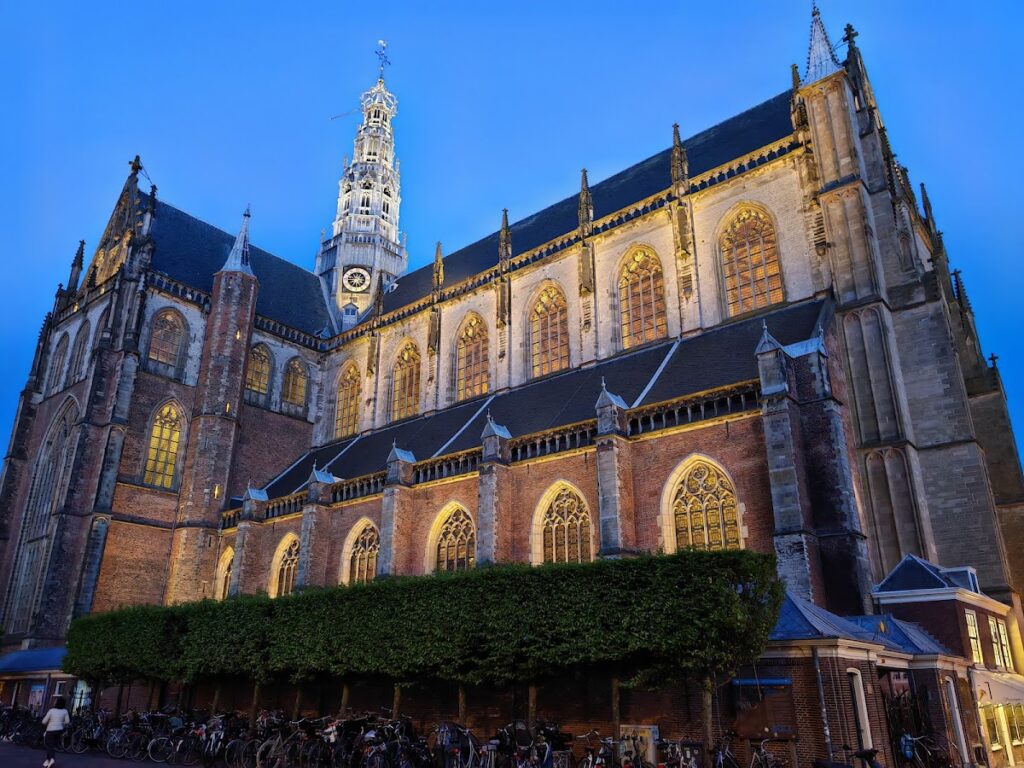 Grote Kerk: Haarlem’s Late-Medieval Protestant Parish Church 2 Grote Kerk