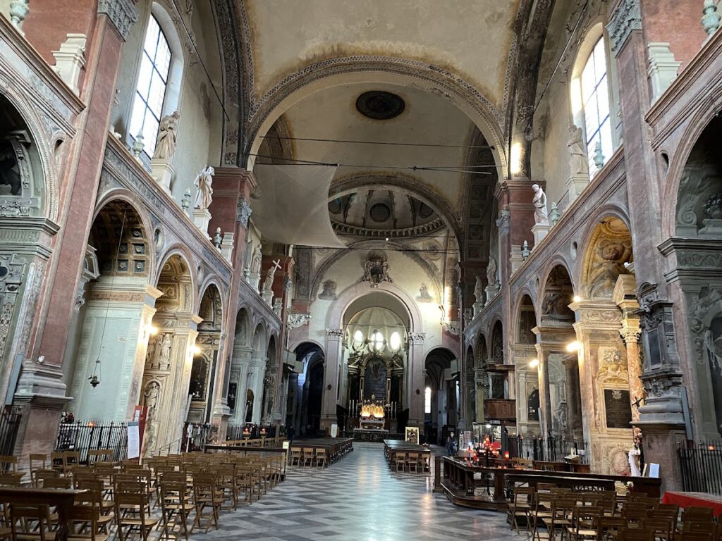 San Giacomo Maggiore: An Augustinian Basilica in Bologna 2 San Giacomo Maggiore