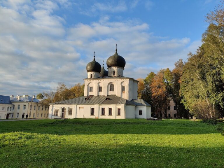 Antoniev Monastery: An Orthodox Monastic Centre in Veliky Novgorod
