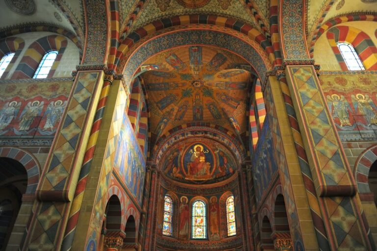 Imperial Cathedral of Königslutter: Romanesque Abbey and Dynastic Burial Church