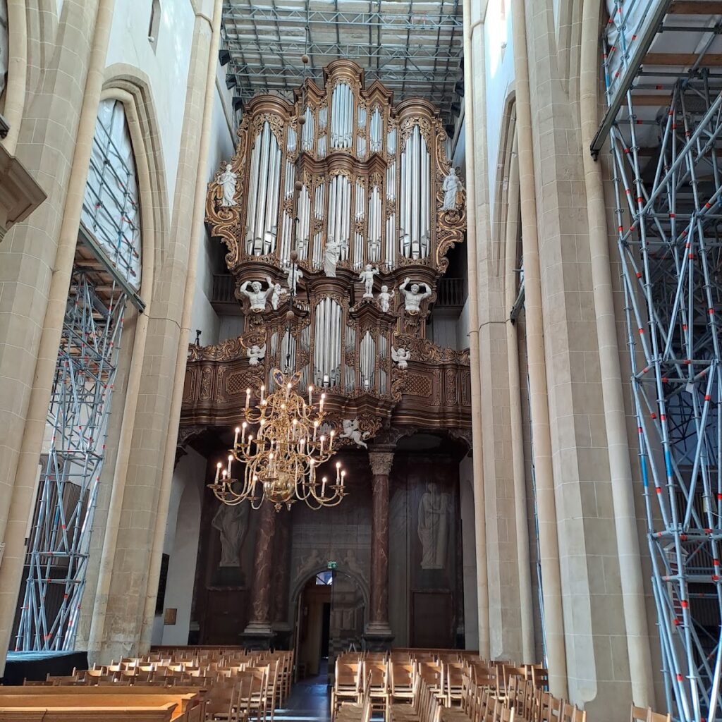 Bovenkerk, Kampen: A Gothic Church in the Netherlands 1 Bovenkerk, Kampen