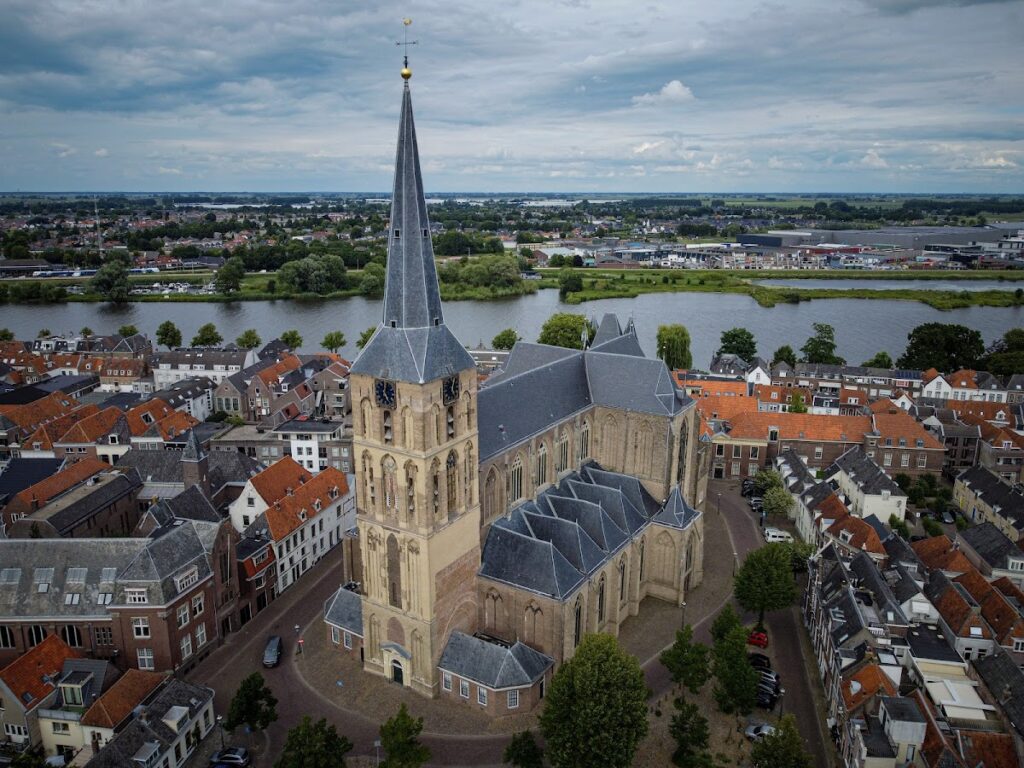 Bovenkerk, Kampen: A Gothic Church in the Netherlands 2 Bovenkerk, Kampen