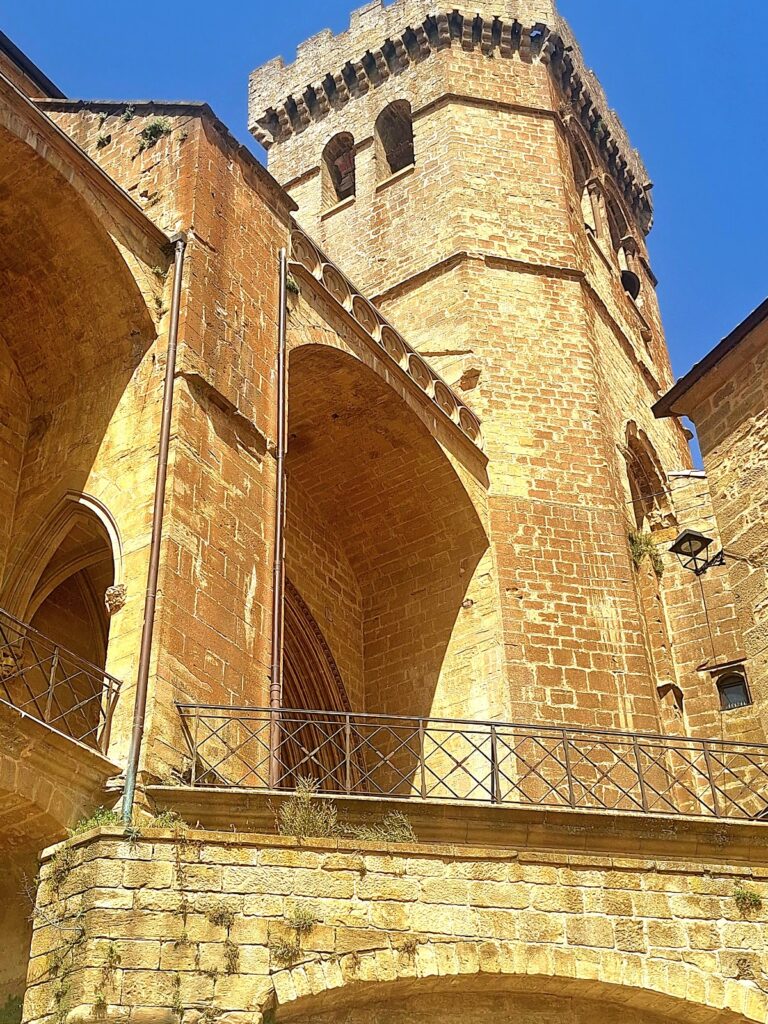 Church of Santa María, Ujué: A Medieval Sanctuary and Fortress in Spain