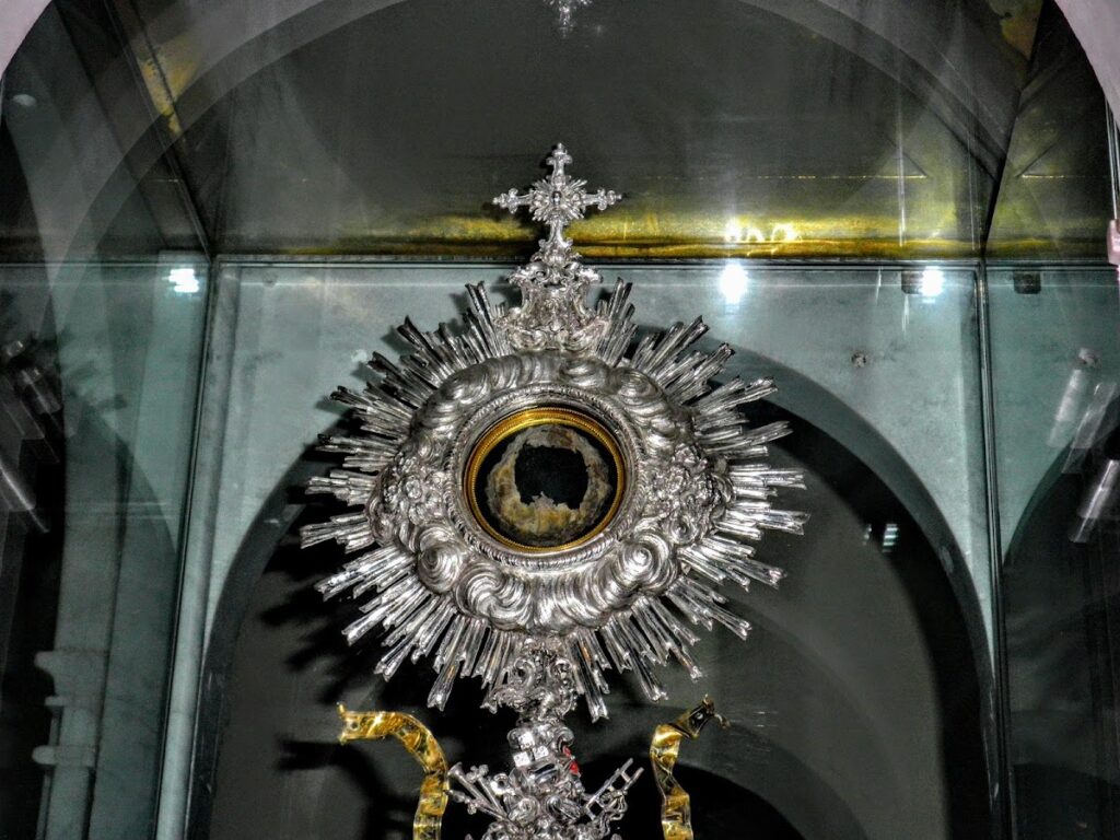 Saint Francis Church in Lanciano: Sanctuary of the Eucharistic Miracle 1 Saint Francis church