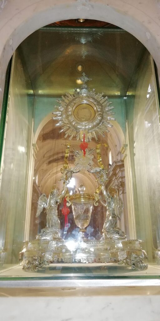 Saint Francis Church in Lanciano: Sanctuary of the Eucharistic Miracle 3 Saint Francis church