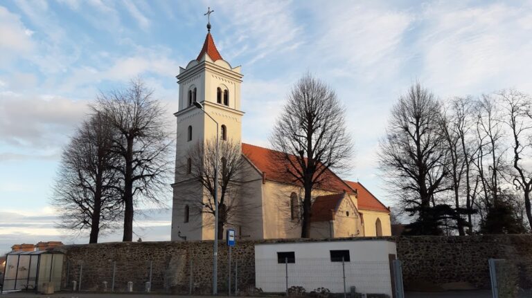Saint Francis of Assisi Church in Świebodzice: A Medieval Parish Church in Poland