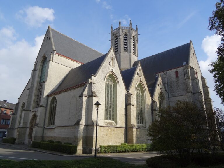 Church of Our Lady, Dendermonde: A Gothic Collegiate Parish Church in Belgium