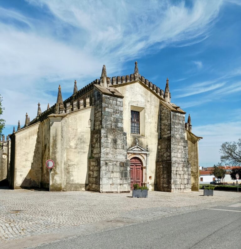 Igreja de Nossa Senhora da Assunção, matriz de Alvito: A Historic Parish Church in Portugal