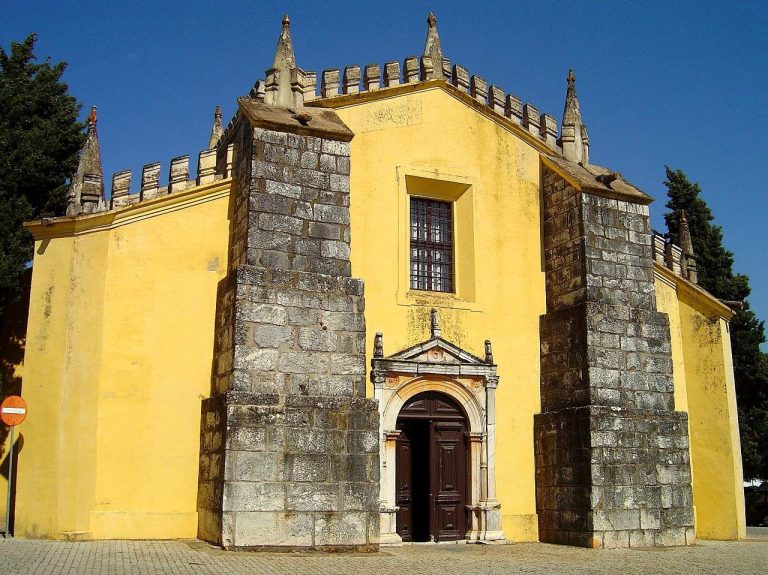 Igreja de Nossa Senhora da Assunção, matriz de Alvito: A Historic Parish Church in Portugal