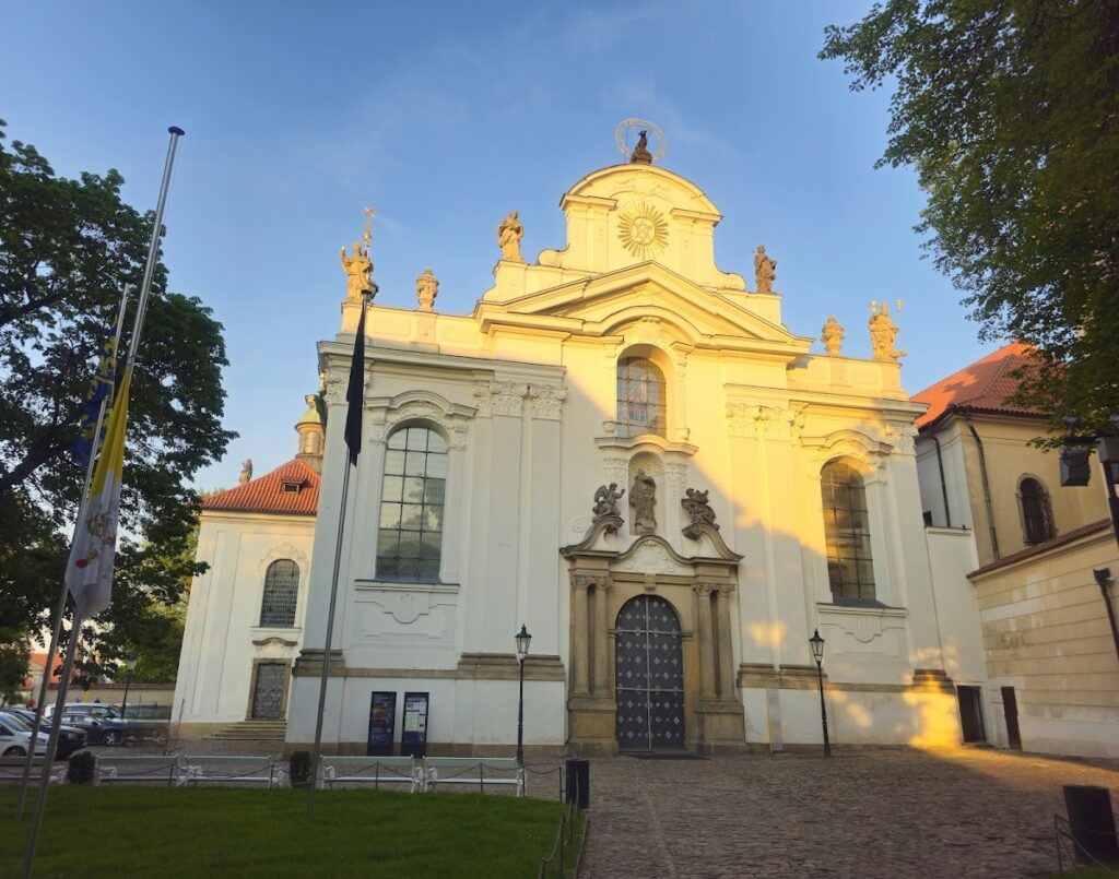 Strahov Monastery: A Premonstratensian Center in Prague 4 Strahov Monastery