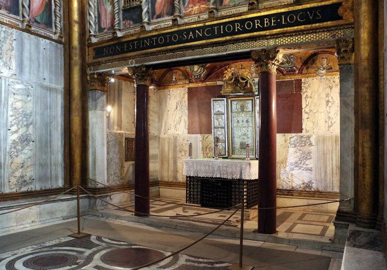 Sancta Sanctorum: Rome’s Former Papal Chapel and Relic Shrine