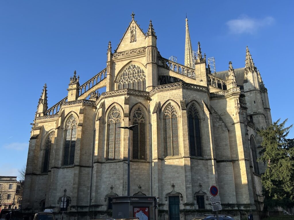 Basilica of St. Michael, Bordeaux: A Flamboyant Gothic Pilgrimage Church 3 Basilica of St. Michael, Bordeaux