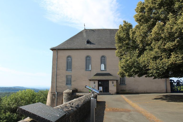 Evangelische Kirche: A Historic Double Church at Greifenstein Castle