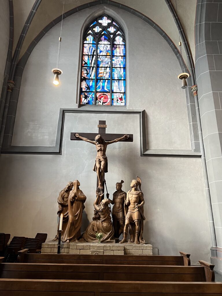 St. Lambertus: Düsseldorf’s Collegiate and Parish Church 3 St. Lambertus