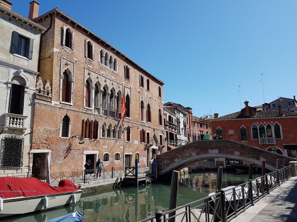 Chiesa di San Pantalon: A Baroque Parish Church in Venice 4 Chiesa di San Pantalon