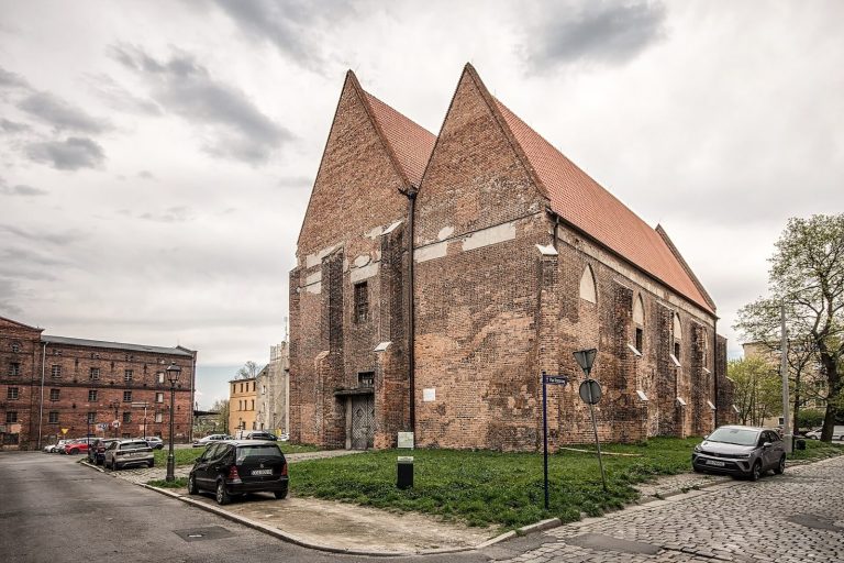 Saints Peter and Paul Church, Brzeg: A Former Franciscan Basilica in Poland