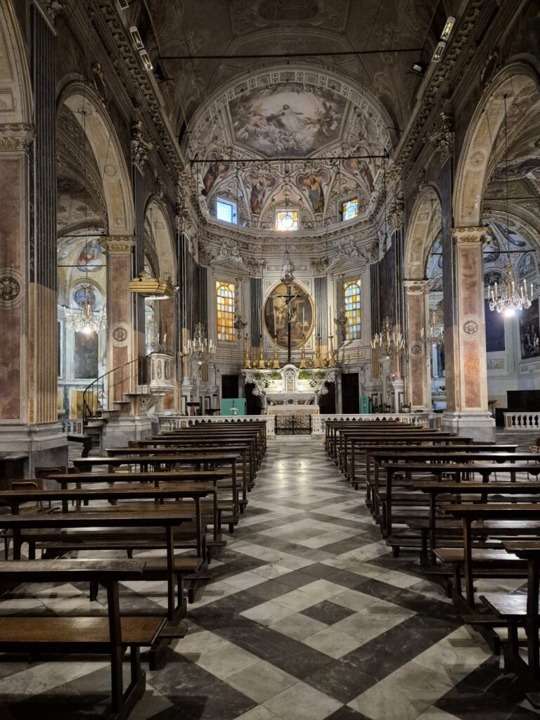 Santissima Annunziata di Portoria: Church and Sanctuary of Saint Catherine in Genoa 2 Santissima Annunziata di Portoria