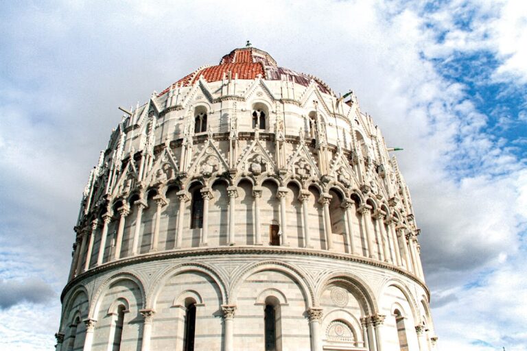 Baptistry of San Giovanni: Pisa’s Romanesque and Gothic Baptistery