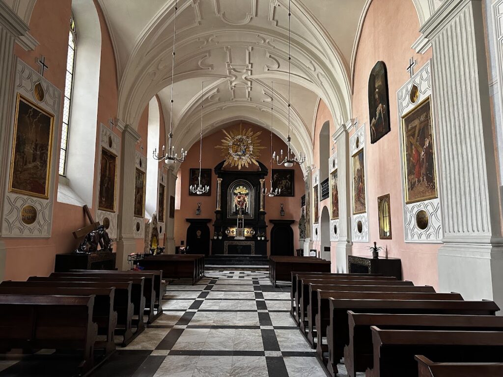 Church of St. Francis of Assisi: A Franciscan Religious Complex in Kraków 5 Church of St. Francis of Assisi