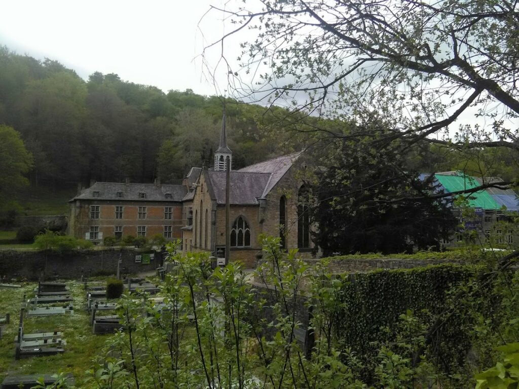 Our Lady of Vivier Abbey: A Cistercian Women’s Monastery in Namur, Belgium 5 Our Lady of Vivier Abbey