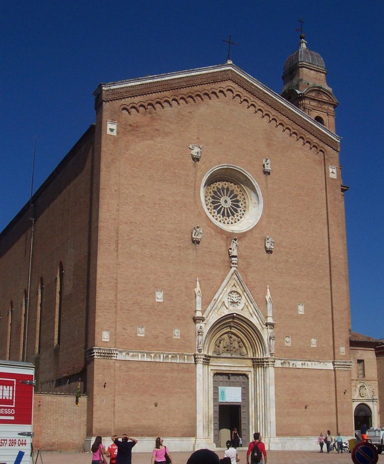 Basilica of San Francesco: A Franciscan Gothic Church in Siena