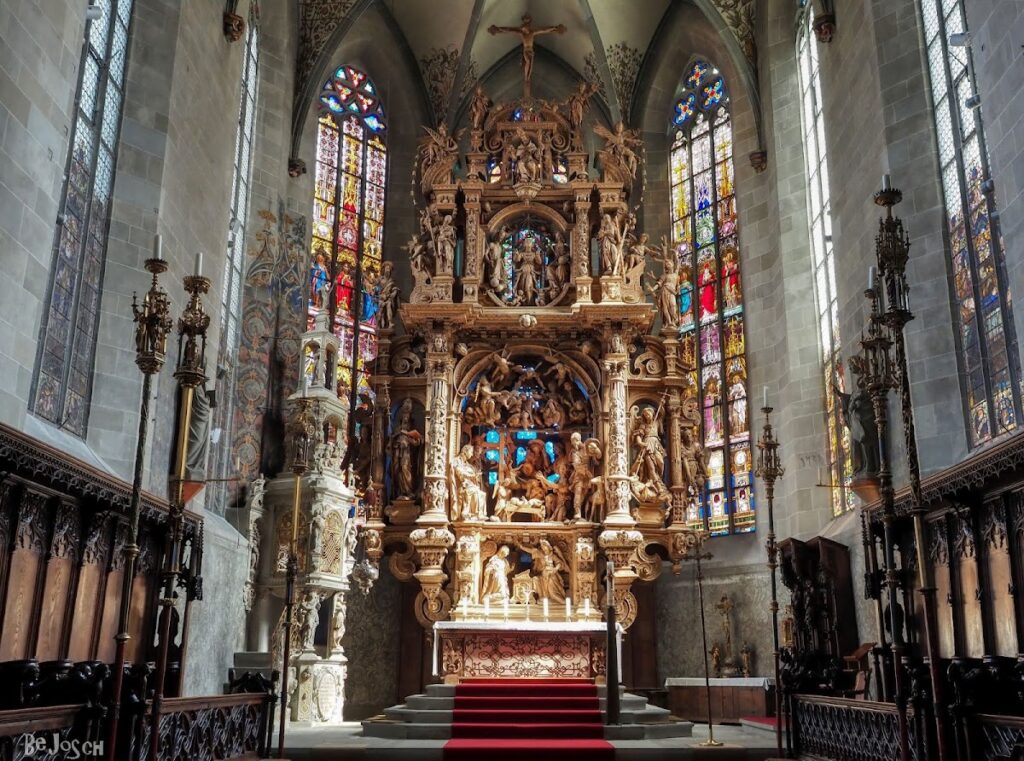 St. Nikolaus: Überlingen’s Roman Catholic Parish Church 2 St. Nikolaus