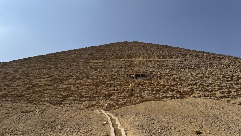 Red Pyramid: Sneferu’s Fourth-Dynasty Royal Tomb at Dahshur 3 Red Pyramid