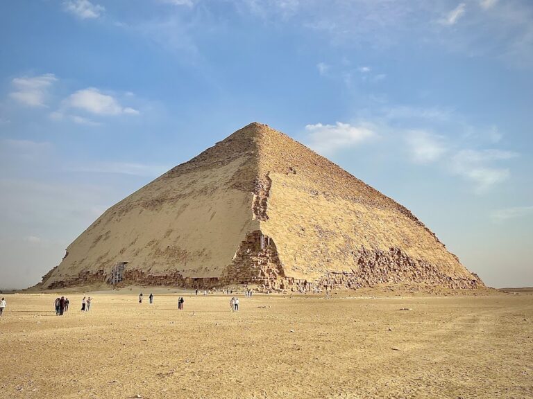 Bent Pyramid: Sneferu’s Transitional Royal Monument in Egypt
