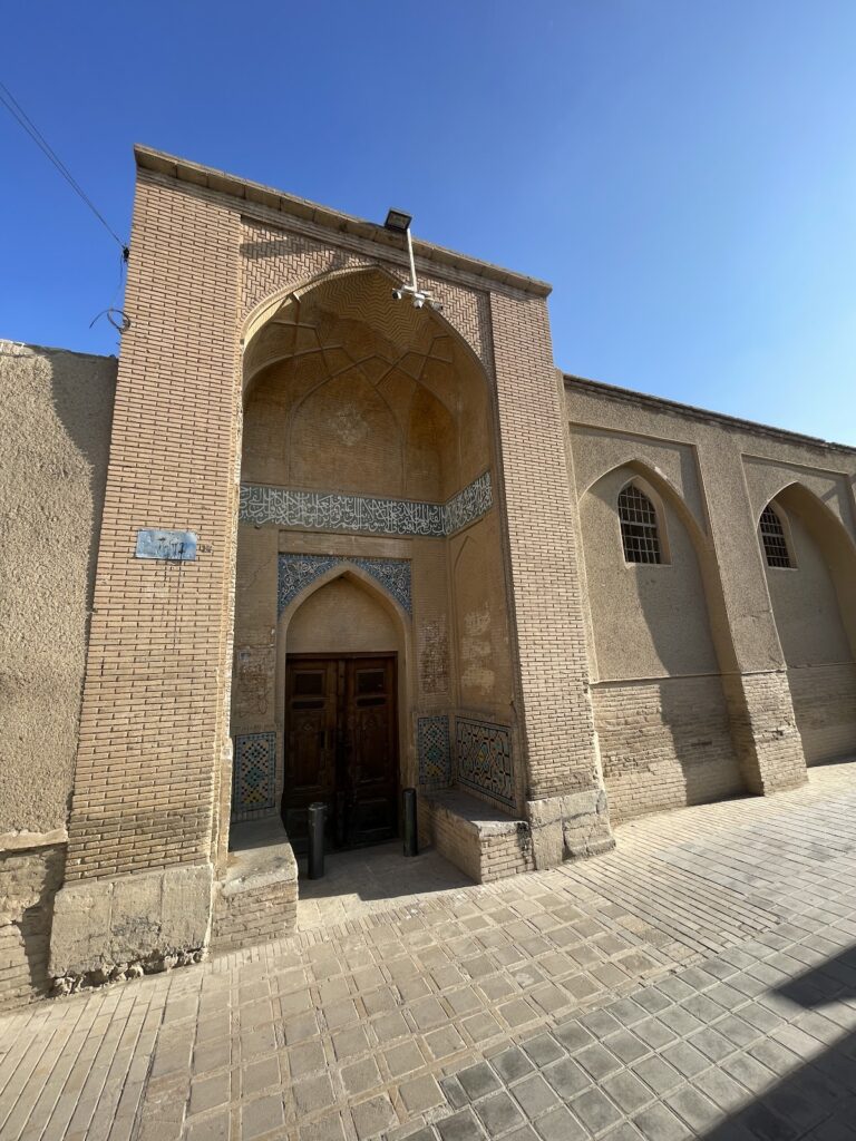 Jameh Mosque of Isfahan: A Historic Congregational Mosque in Iran 5 Jameh Mosque of Isfahan