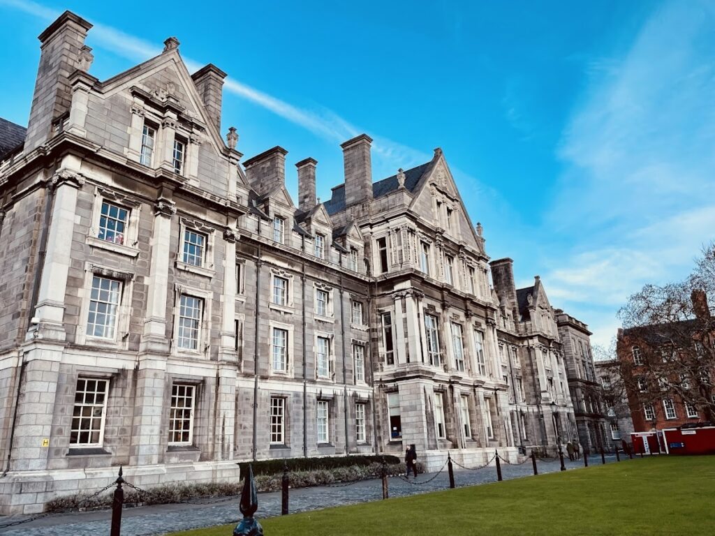 Trinity College, Dublin: Ireland’s Historic University College 3 Trinity College, Dublin