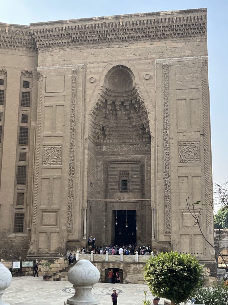 Mosque-Madrassa of Sultan Hassan: A Bahri Mamluk Religious and Educational Complex in Cairo 4 Mosque-Madrassa of Sultan Hassan